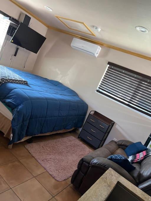 Charming Casita All Too Yourself Near Midtown Apartment Sacramento Exterior photo